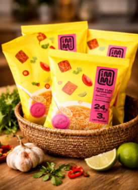 immi tom yum ramen review